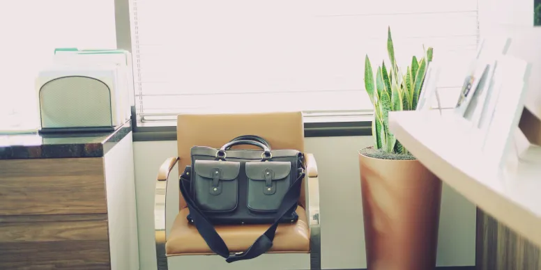 Office chair with messenger bag